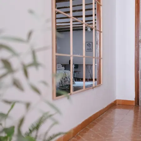 Bohemian With Internal Balcony *